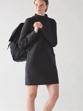 Lululemon City Bound tube style
Mini Knit dress